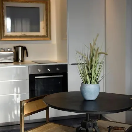 Harbour View With Terrace Sleep Up To 4