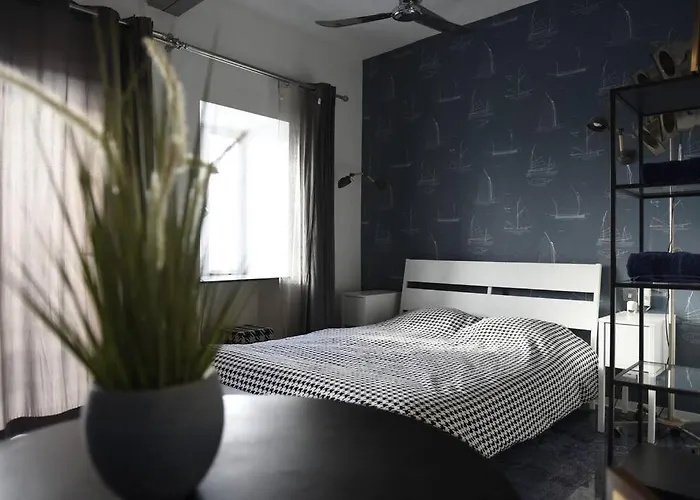 Harbour View With Terrace Sleep Up To 4 *